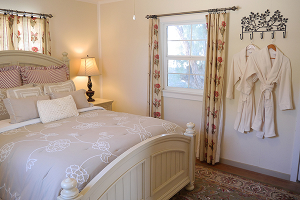 Farmhouse Bedroom