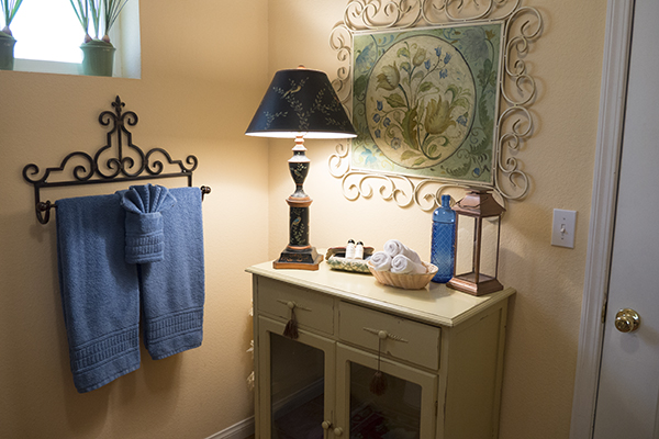 Pool Bungalow Bathroom